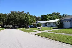 1610 Amberlea Dr N, Dunedin, FL 34698 - Photo 5
