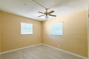 615 2nd Ave NE, Largo, FL 33770 - Photo 21