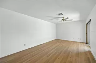 545 Boca Ciega Point Blvd N, Saint Petersburg, FL 33708 - Photo 17