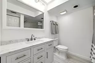 545 Boca Ciega Point Blvd N, Saint Petersburg, FL 33708 - Photo 21