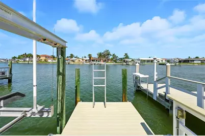 545 Boca Ciega Point Boulevard N, Saint Petersburg, FL 33708 - Photo 43