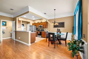 10170 Haverhill Ridge Dr, Riverview, FL 33578 - Photo 5