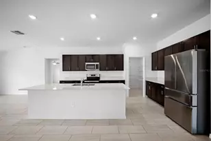 4060 Capri Coast Dr, Plant City, FL 33565 - Photo 13