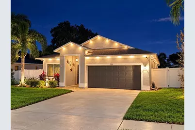 724 Sandy Hills Avenue, Tarpon Springs, FL 34689 - Photo 1