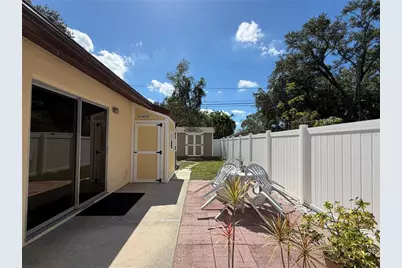 615 2nd Avenue NE #B, Largo, FL 33770 - Photo 21