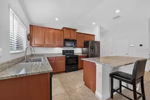 9244 Freedom Hill Dr, Seffner, FL 33584 - Photo 5