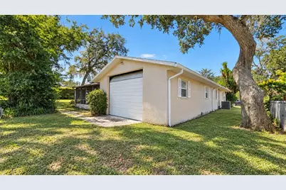 5636 Beech Street, Zephyrhills, FL 33542 - Photo 5