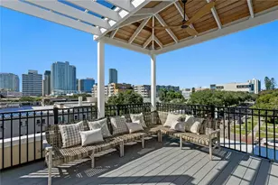 400 Regent Ln N, Saint Petersburg, FL 33701 - Photo 37