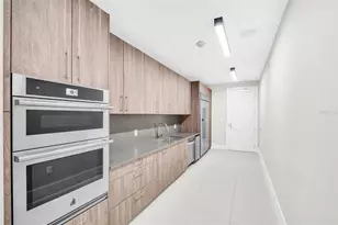 301 1st St S, Saint Petersburg, FL 33701 - Photo 95