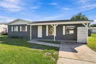 8527 Gold Ridge Cir, Tampa, FL 33619 - Photo 3