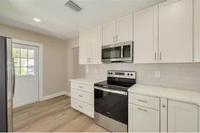 3138 Yale Street N, Saint Petersburg, FL 33713 - Photo 9
