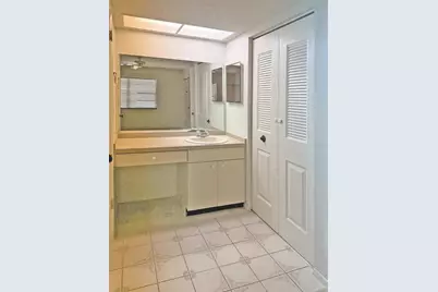 3034 Eastland Boulevard #D202, Clearwater, FL 33761 - Photo 19