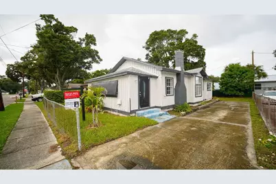 1008 Plaza Street, Clearwater, FL 33755 - Photo 1
