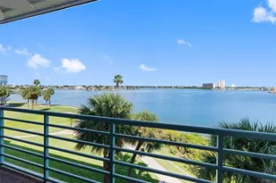 8021 Sailboat Key Blvd S, Saint Petersburg, FL 33707 - Photo 43