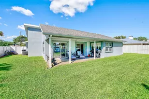 8747 Glen Lakes Blvd N, Saint Petersburg, FL 33702 - Photo 39