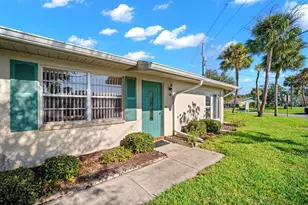 1906 Canterbury Ln, Sun City Center, FL 33573 - Photo 37
