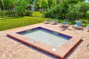4515 La Capri Ct, Tampa, FL 33611 - Photo 27