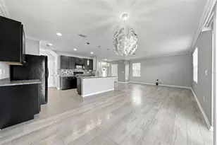 8028 Pelican Reed Cir, Wesley Chapel, FL 33545 - Photo 9