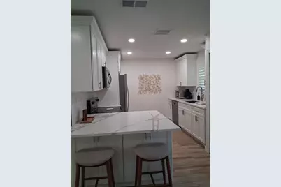 1250 S Pinellas Avenue #110, Tarpon Springs, FL 34689 - Photo 9