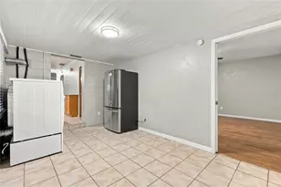 1146 30th Ave N, Saint Petersburg, FL 33704 - Photo 27