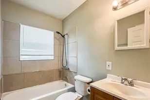 1903 W Spruce St, Tampa, FL 33607 - Photo 15