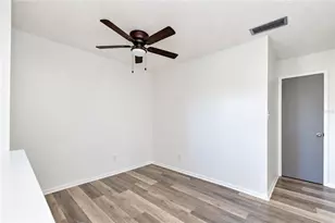 1131 84th Ave N, Saint Petersburg, FL 33702 - Photo 13