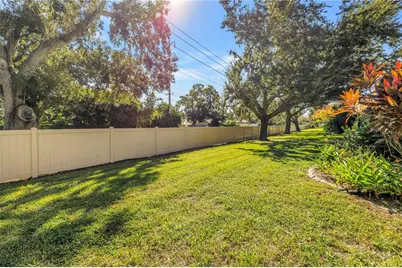 8473 17th Street N, Saint Petersburg, FL 33702 - Photo 33