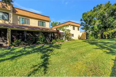 8473 17th Street N, Saint Petersburg, FL 33702 - Photo 35