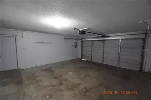 10016 N Ninevah Rd, Tampa, FL 33617 - Photo 31