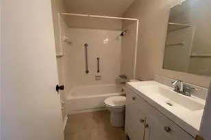 2232 Grenadier Dr, Sun City Center, FL 33573 - Photo 15