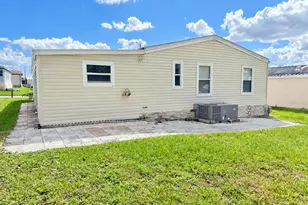 37631 Campo Ave, Zephyrhills, FL 33541 - Photo 31