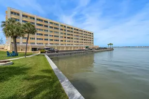 100 Bluff View Dr, Belleair Bluffs, FL 33770 - Photo 51