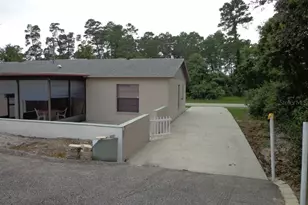5280 Beachview Dr, Spring Hill, FL 34606 - Photo 25
