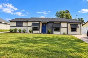 5280 Beachview Dr, Spring Hill, FL 34606 - Photo 1