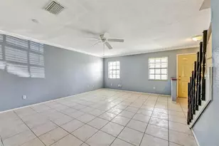 5320 Abinger Ct, Tampa, FL 33624 - Photo 9