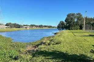 1235 14th Cir SE, Largo, FL 33771 - Photo 39
