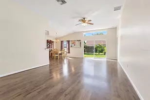 13233 Early Run Ln, Riverview, FL 33578 - Photo 5