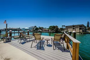 12000 Capri Cir S, Treasure Island, FL 33706 - Photo 39
