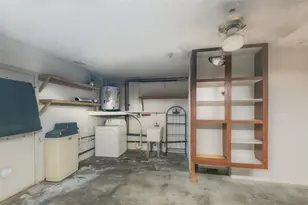 7910 Riverdale Dr, New Port Richey, FL 34653 - Photo 11