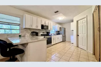 5810 N Gomez Avenue, Tampa, FL 33614 - Photo 39