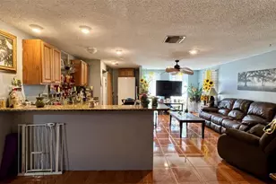 5810 N Gomez Ave, Tampa, FL 33614 - Photo 15