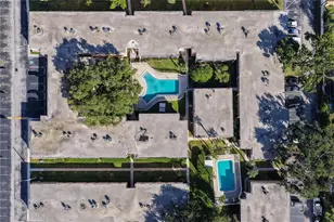 4718 Christa Ct, Tampa, FL 33614 - Photo 5