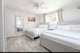 10940 Dorothy Ln, Largo, FL 33774 - Photo 13