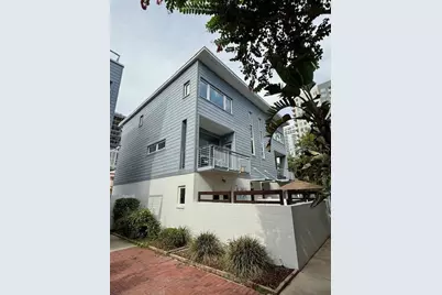 343 4th Avenue S, Saint Petersburg, FL 33701 - Photo 1