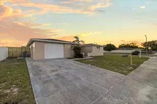 7204 Westcott Dr, Port Richey, FL 34668 - Photo 3