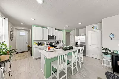 3621 Radiant Mountain Drive, Plant City, FL 33565 - Photo 11