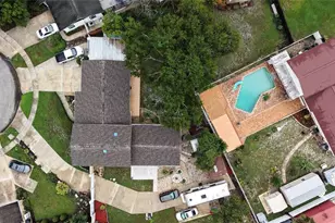 8344 Fountain Ave, Tampa, FL 33615 - Photo 3