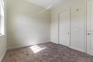 8406 Costa Blanca Ct, Temple Terrace, FL 33637 - Photo 13