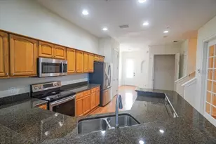 8406 Costa Blanca Ct, Temple Terrace, FL 33637 - Photo 5