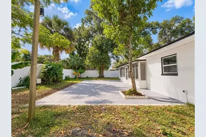 1112 W Hiawatha Street, Tampa, FL 33604 - Photo 9